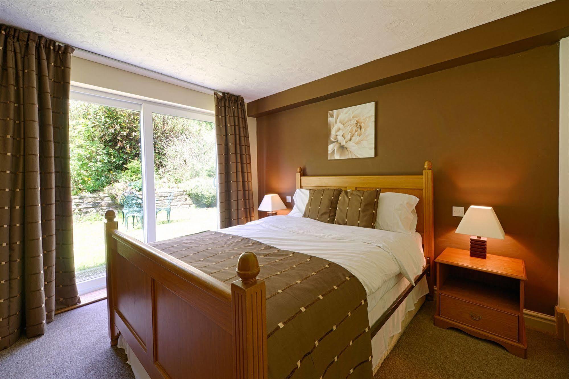 Hotel Clough Manor Denshaw Esterno foto