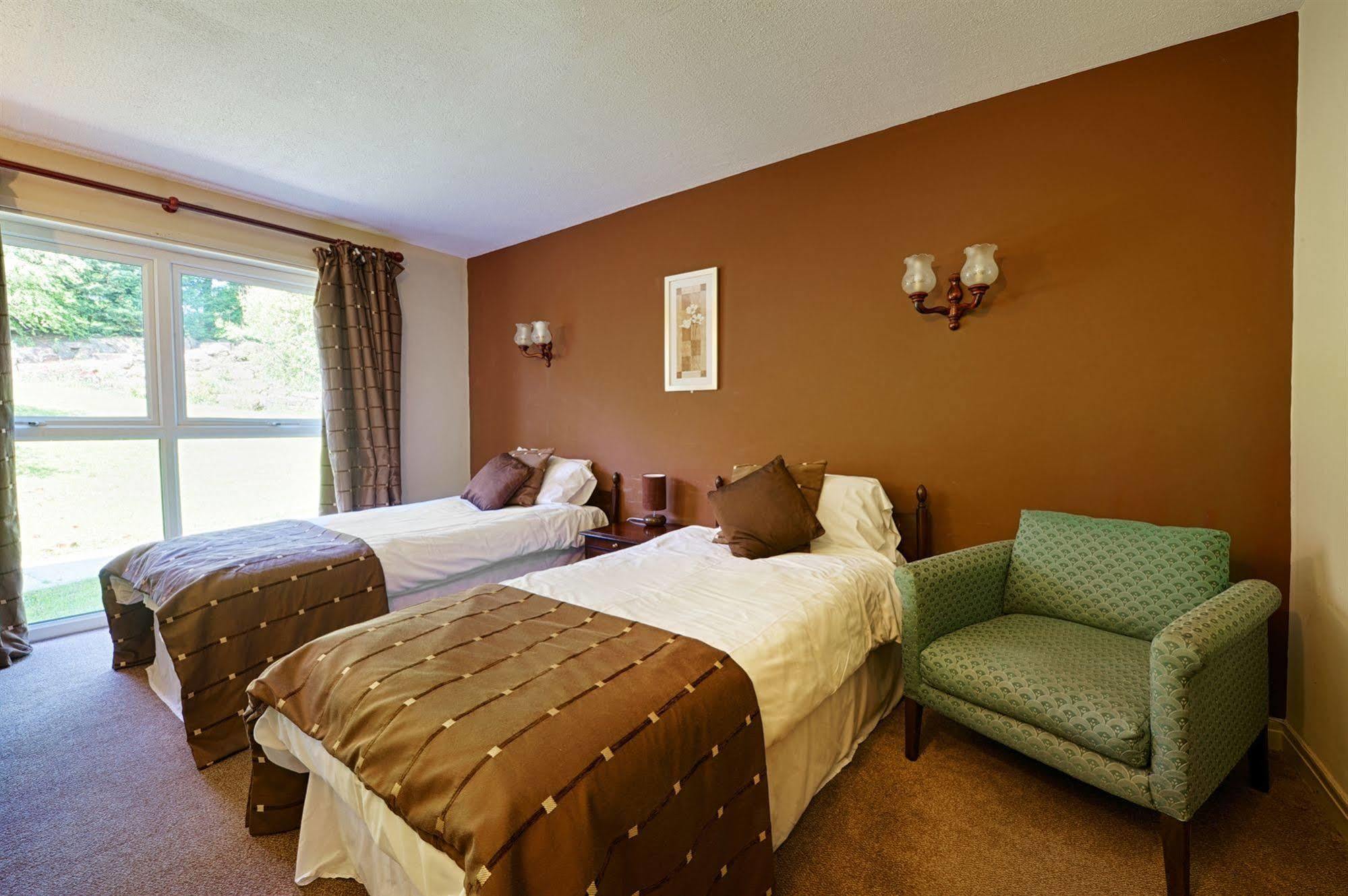 Hotel Clough Manor Denshaw Esterno foto
